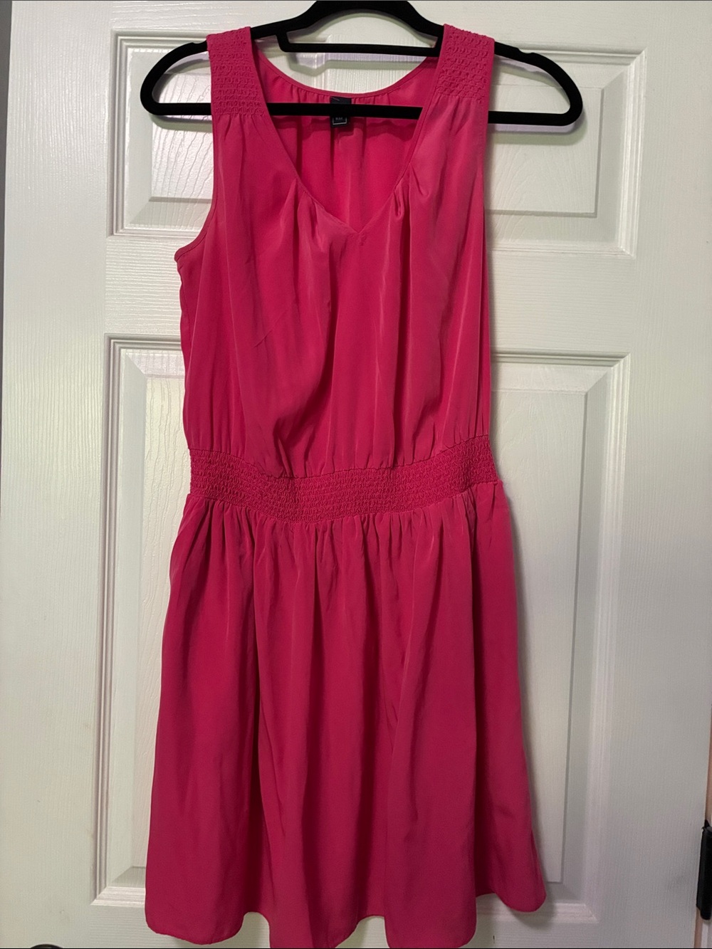 Gap Women's Fuchsia Sleeveless V-Neck Dress